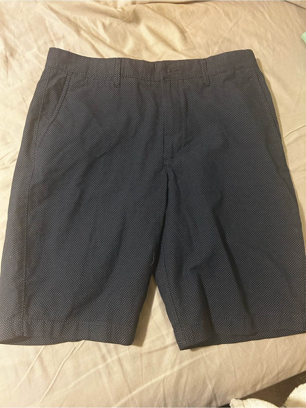 Goodfellow & Co. Men’s Navy Micro Dot Flat Front Chino Shorts Size 32